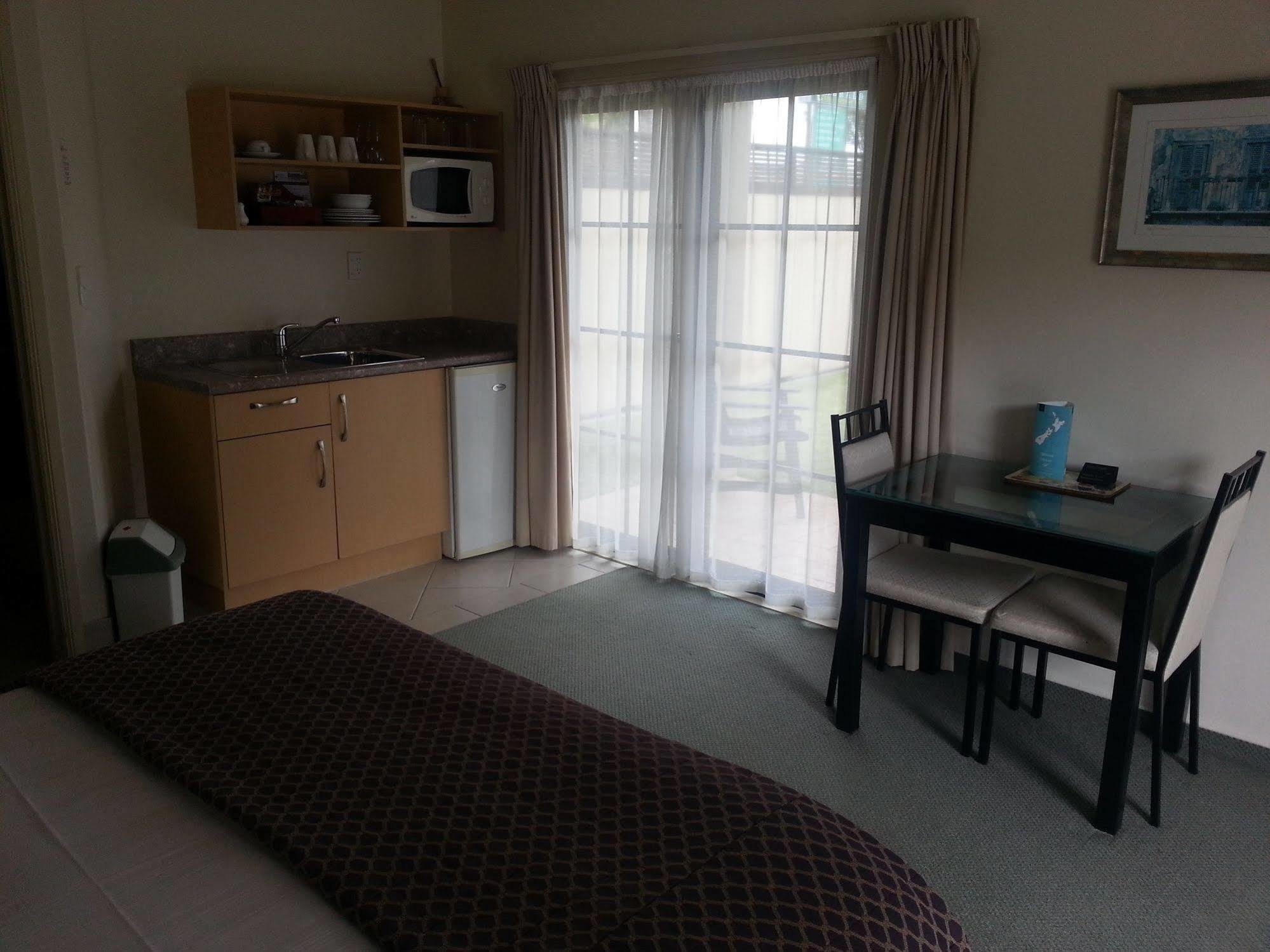 Stay 280 & Stay 284 Rotorua - Refurbished Modern Accommodation Extérieur photo