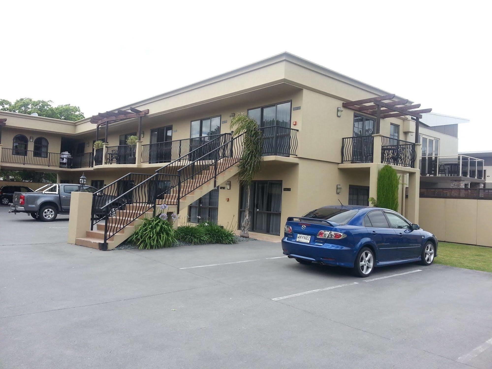 Stay 280 & Stay 284 Rotorua - Refurbished Modern Accommodation Extérieur photo